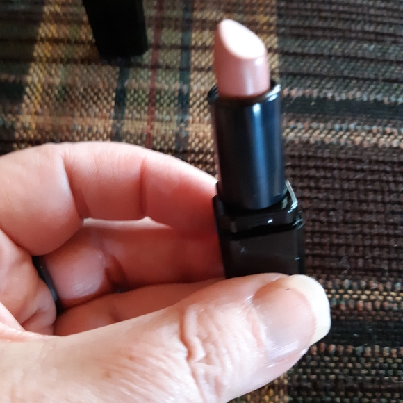 Ipsy bag and four items - Picture 4 of 9